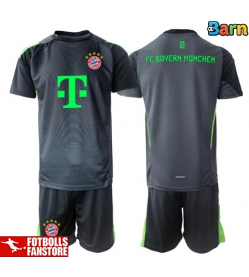 Bayern Munich Målvakt Bortatröja Barn 2025-26 Kortärmad (+ Korta byxor)